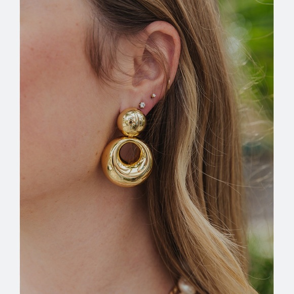 Lele Sadoughi Gold Medallion Drop Earrings - Picture 3 of 8